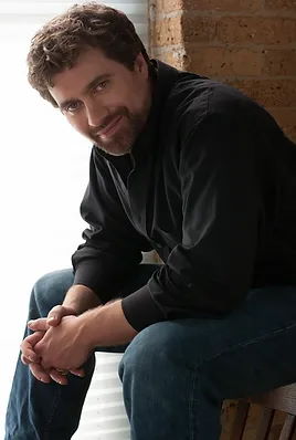 Photo of actor and author David Blixt